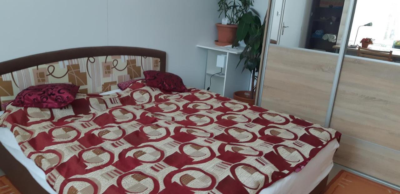 Apartman Yvet Sucany 외부 사진
