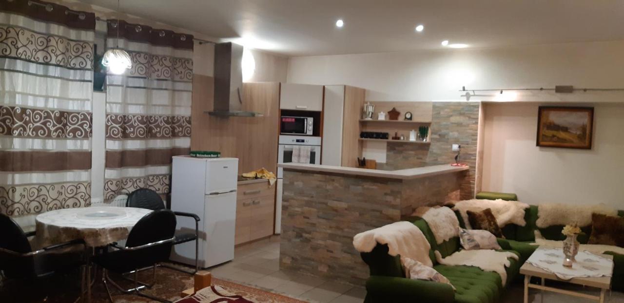 Apartman Yvet Sucany 외부 사진