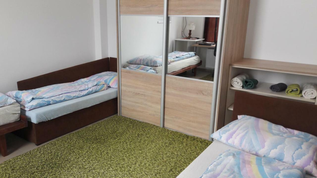 Apartman Yvet Sucany 외부 사진